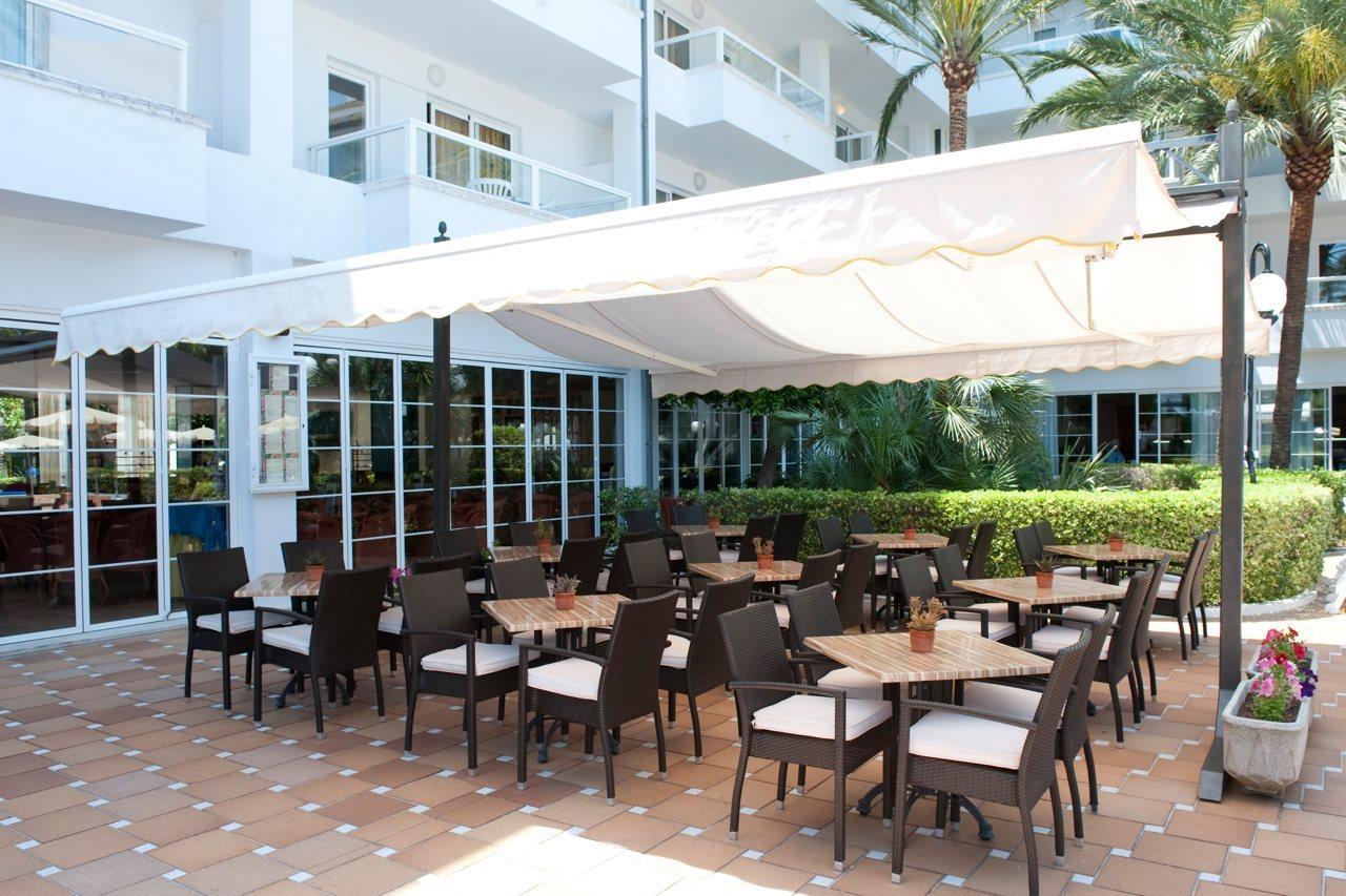 Grupotel Santa Eularia & Spa - Adults Only Santa Eularia des Riu Exterior photo